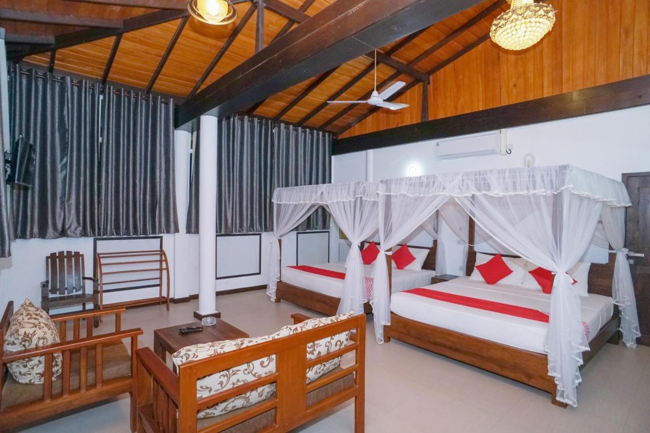 Kabalana Hotel & Villa アハンガマ エクステリア 写真